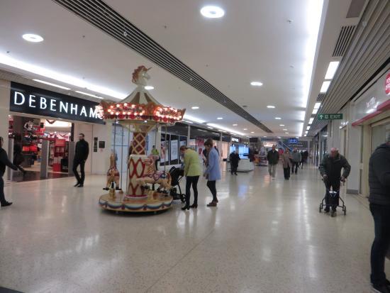 The Mall Luton