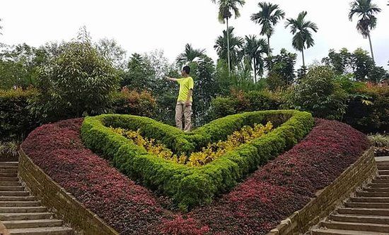 The Le Hu Garden