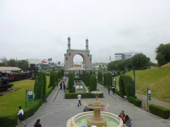 Santiago de Surco
