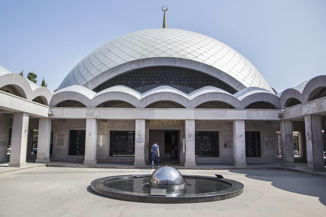 Sakirin Mosque