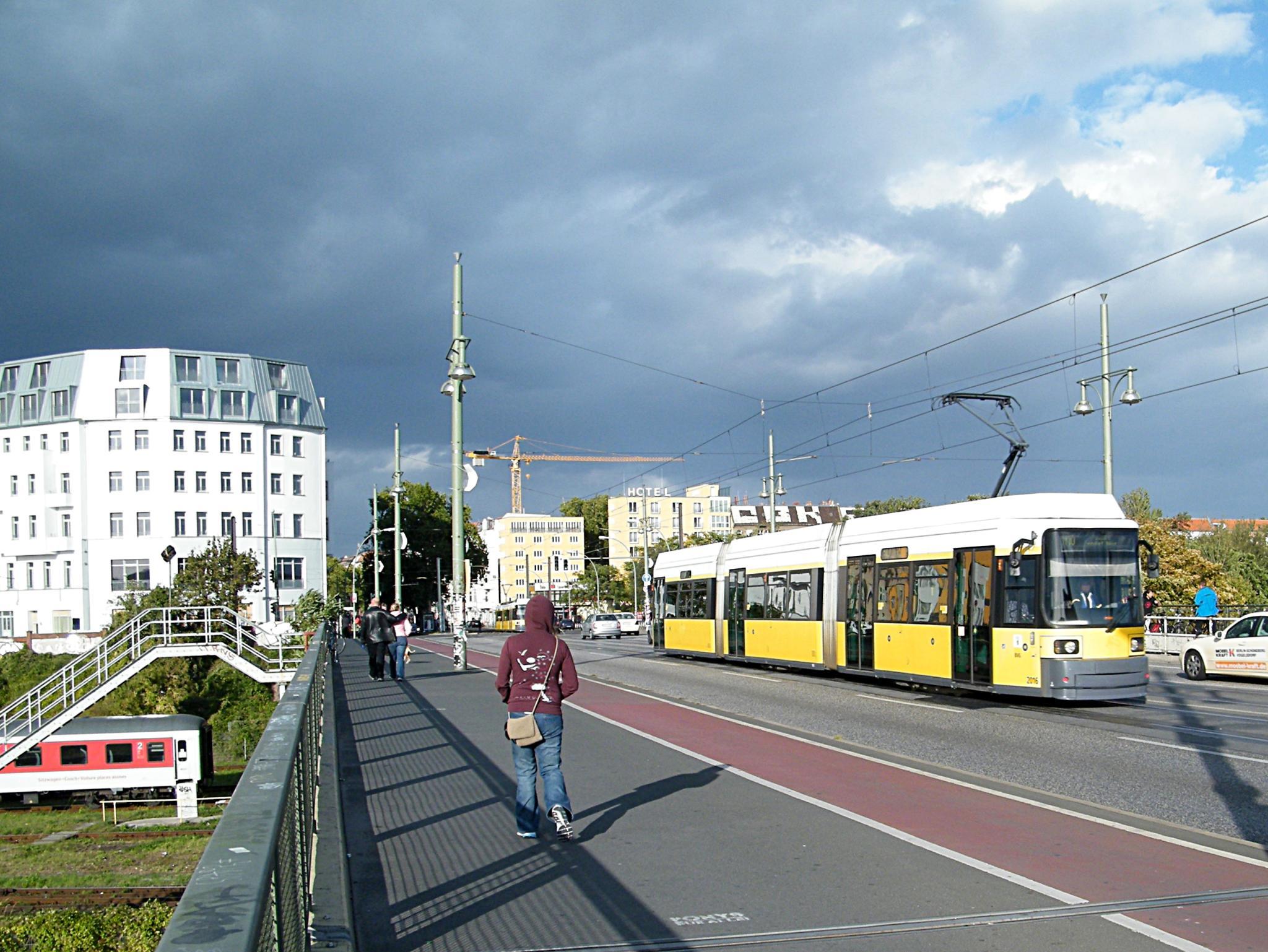 Warschauer Brucke