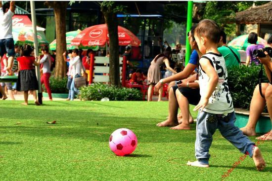 Cau Giay Park
