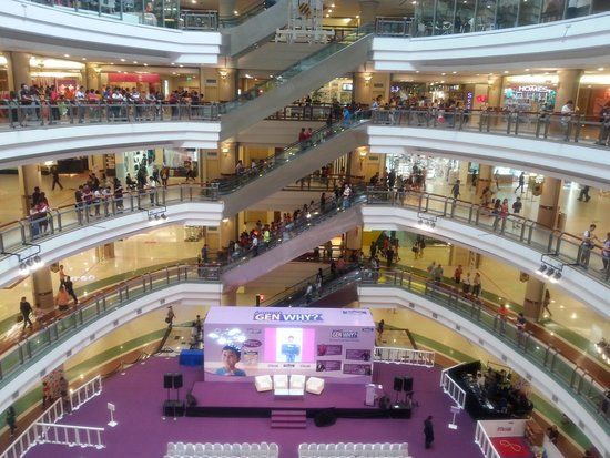 1 Utama köpcenter