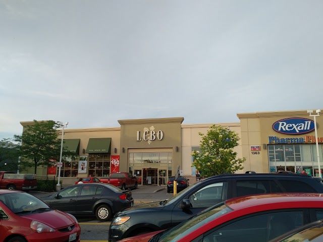 College Square Mall