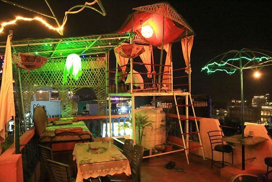 Natural Lake View Restaurant