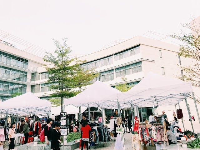 Saigon Flea Market