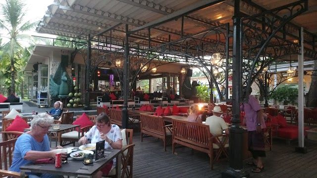 Sanur Beach Markets