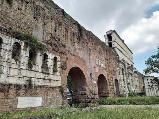 Roman Walls