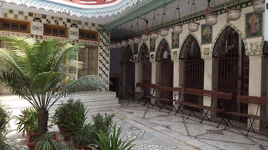 Jain Glass Temple