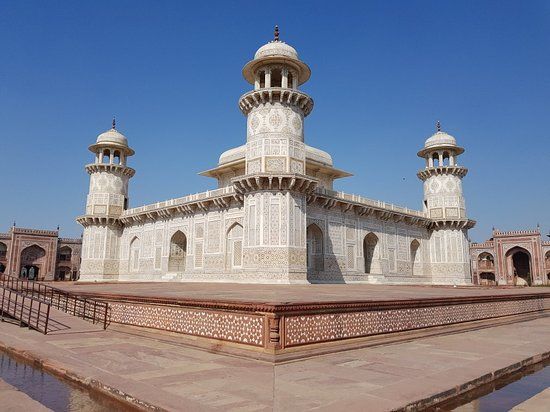 Mausoleo de Itimad-Ud-Daulah