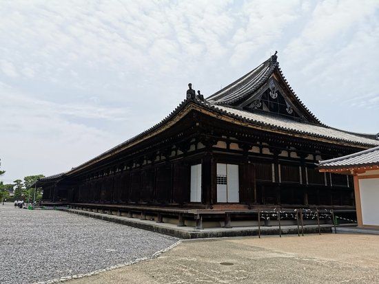 Kuil Sanjusangen-do